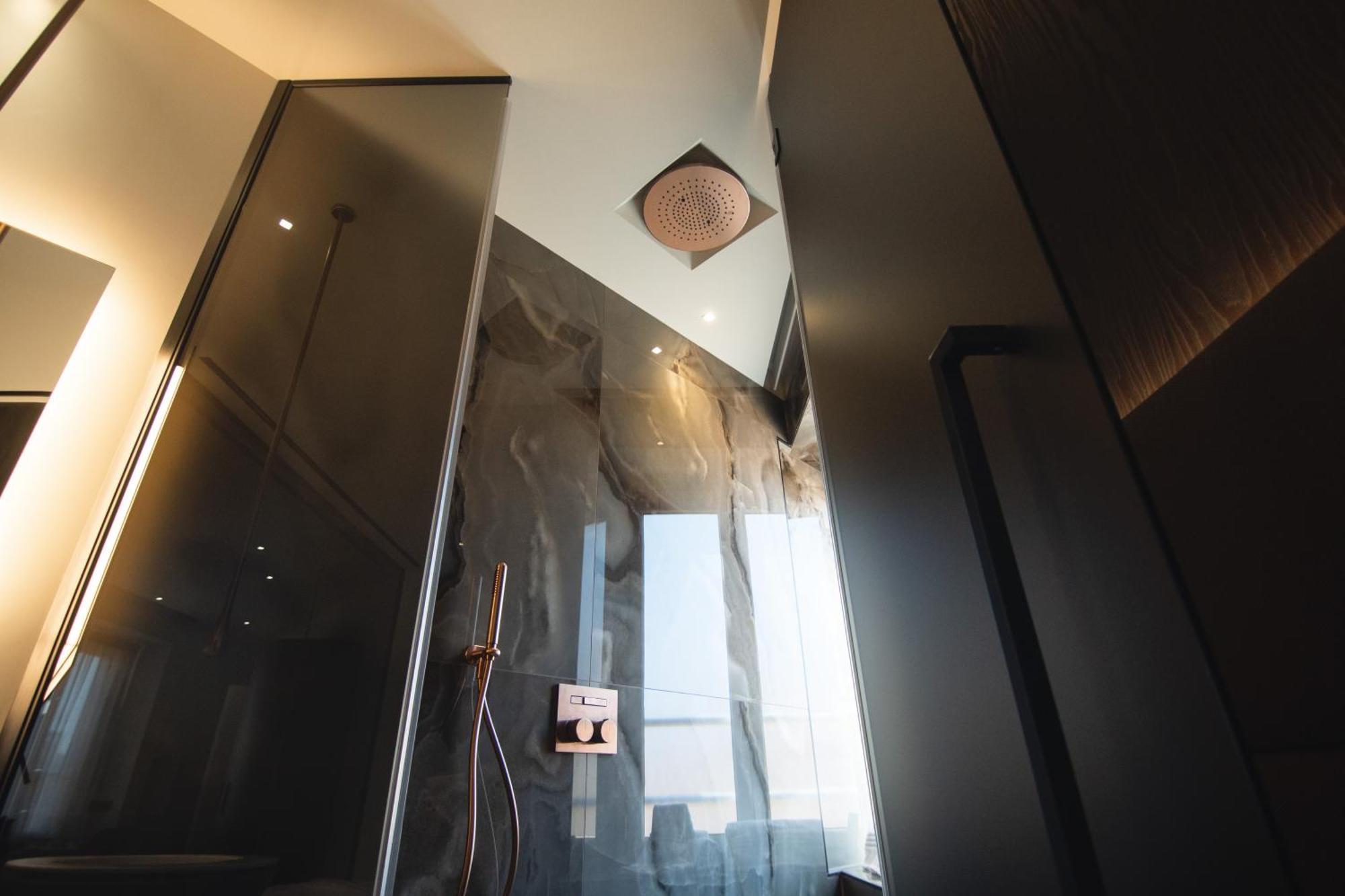 Tritone Luxury Suites Fontana Di Trevi Roma Ngoại thất bức ảnh