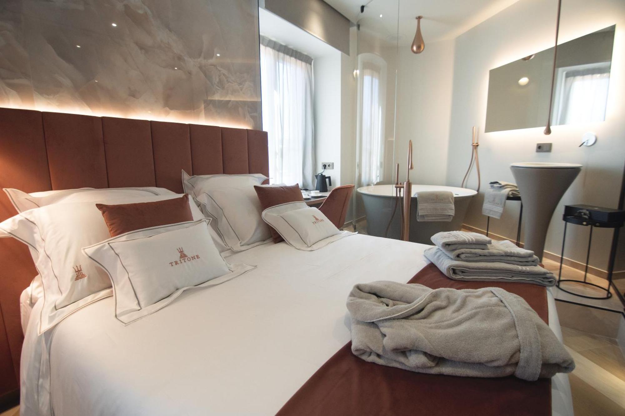 Tritone Luxury Suites Fontana Di Trevi Roma Ngoại thất bức ảnh